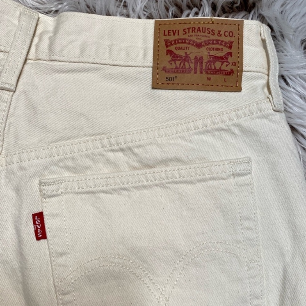 Levi's 501 High Rise Denim Jean Cutoff Shorts Give Me Butterflies Y2K Womens 29 - Picture 14 of 14